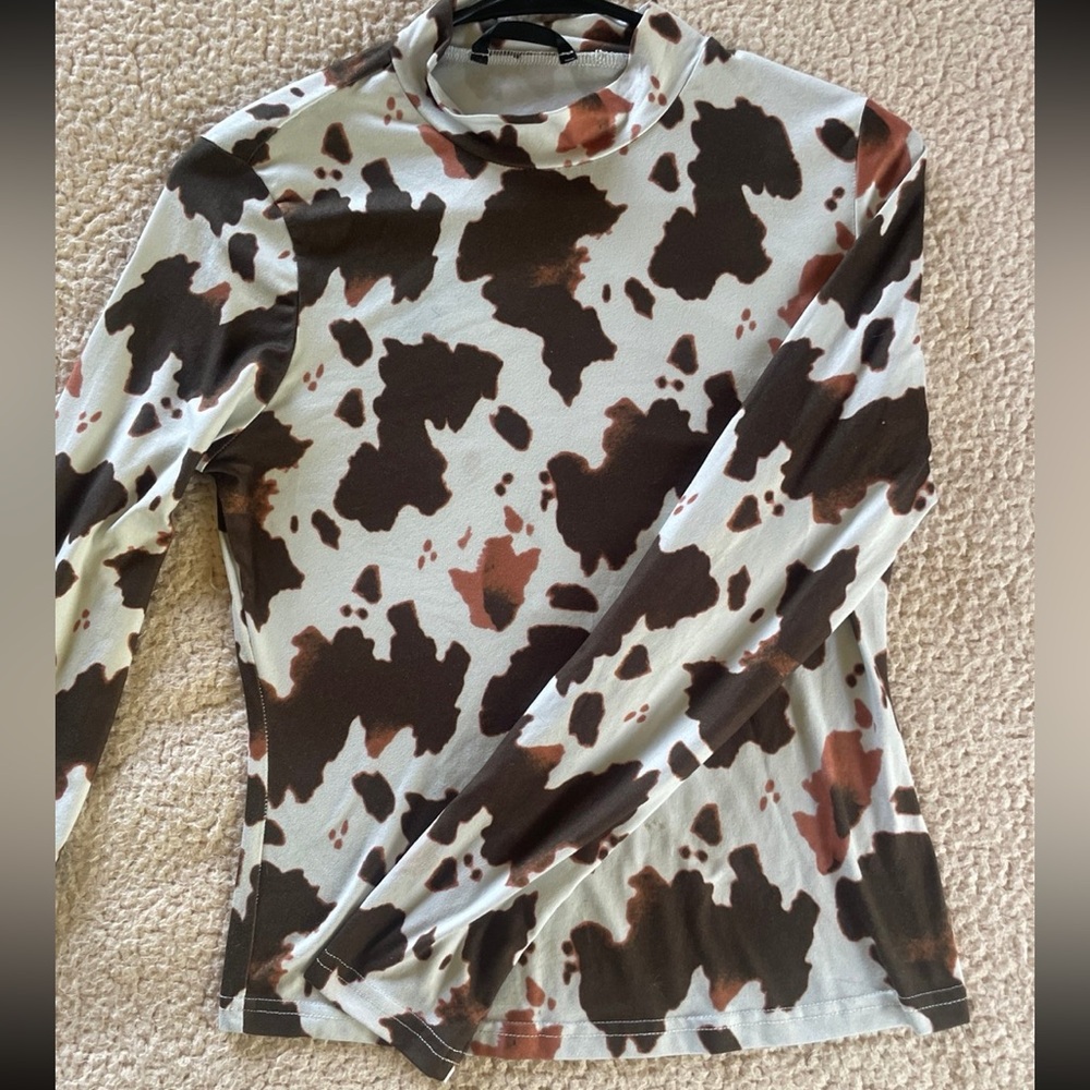 SHEIN cow shirt set